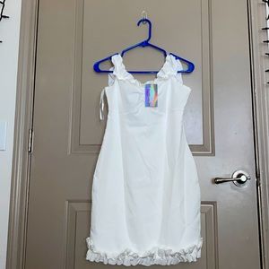 Ruffled Dress - Brand- Romwe Size- M (US-8) (EUR-38) Color- White